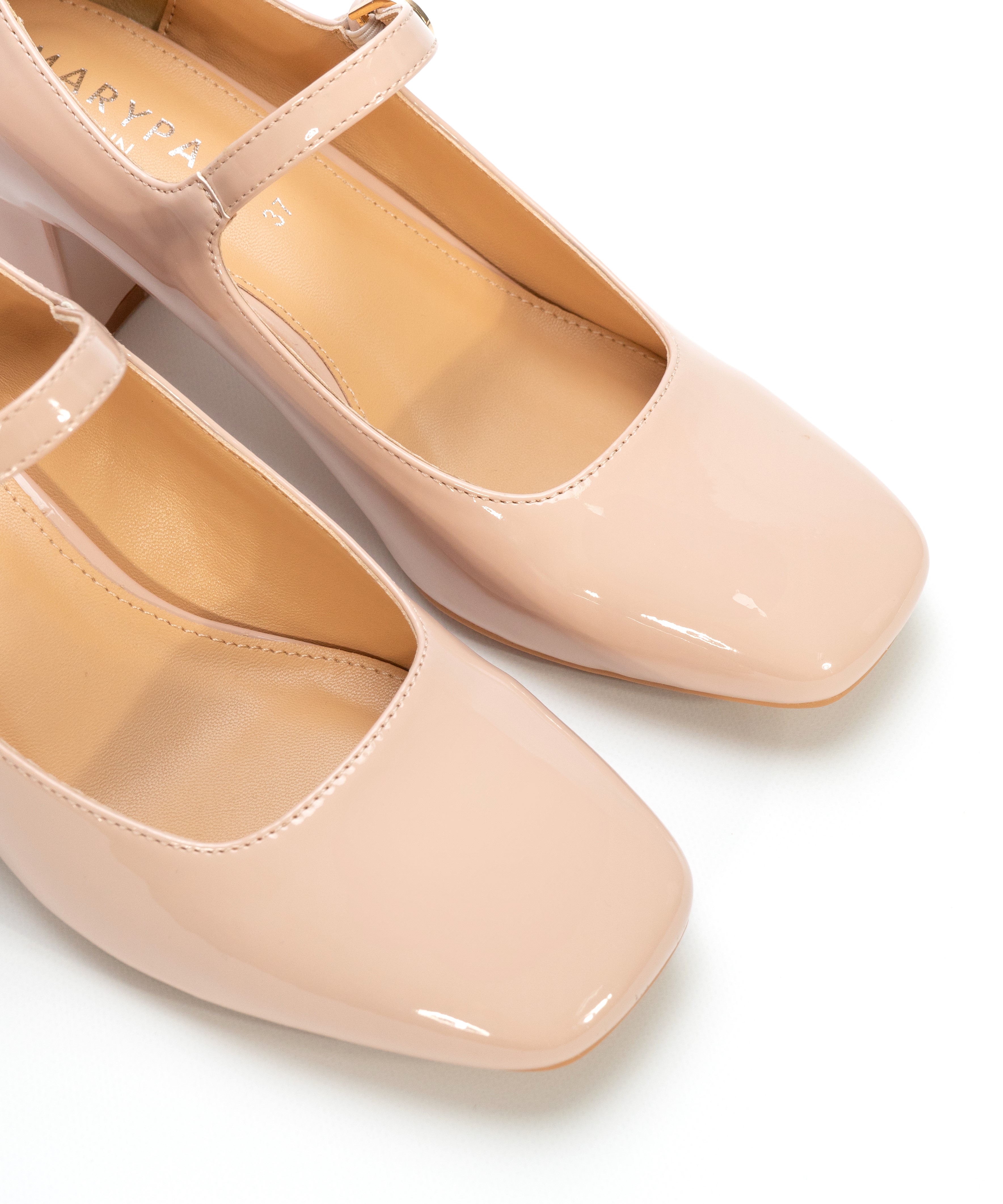 Sapatos salto merceditas image number null